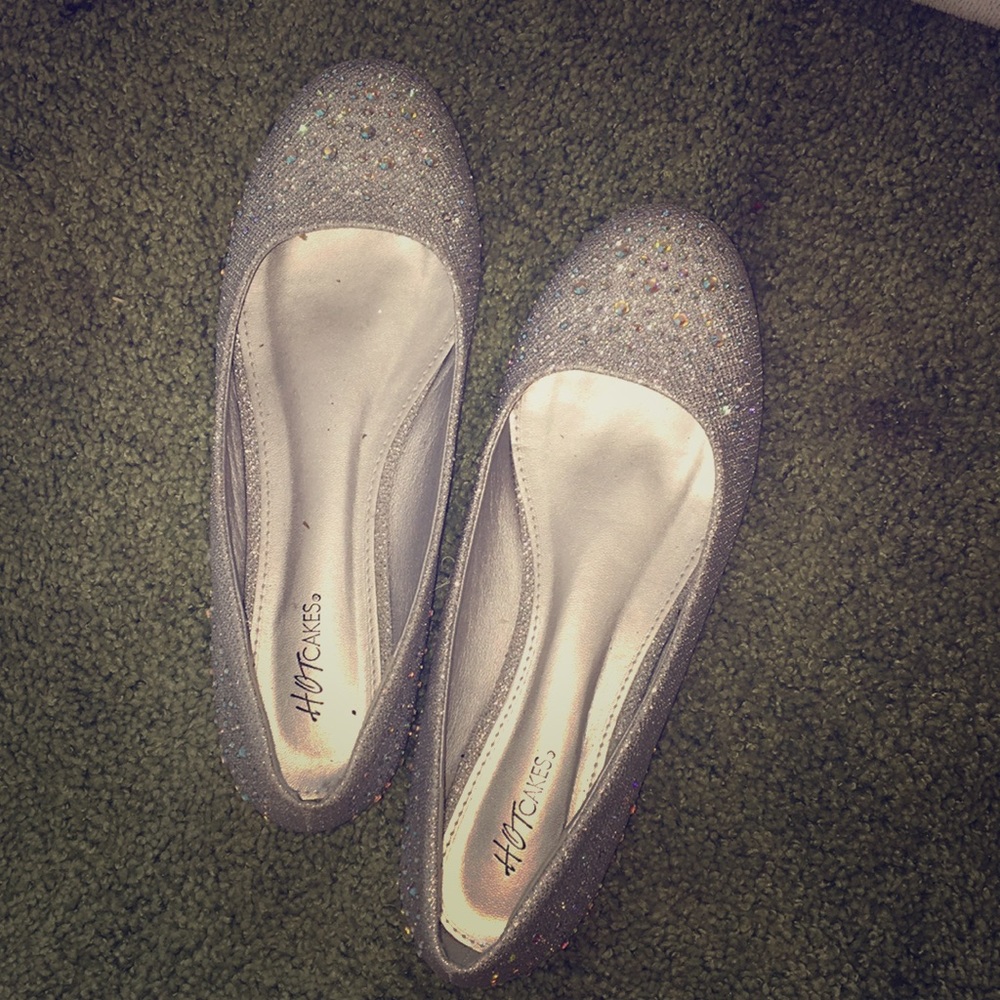 silver flat shoes, size 10 womens